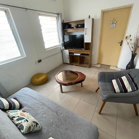 Big & Confortable House In Oxford Street Barnor Apartment อักกรา ภายนอก รูปภาพ